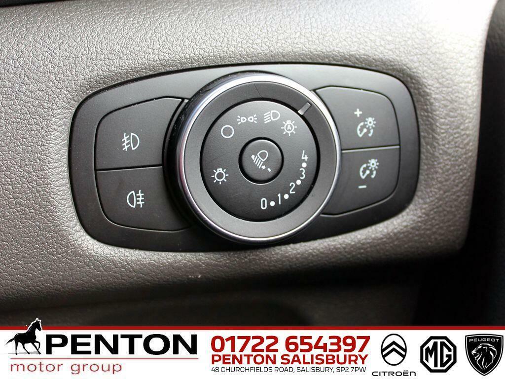 Ford Tourneo Custom 320 Ecoblue Titanium Minibus Silver #14