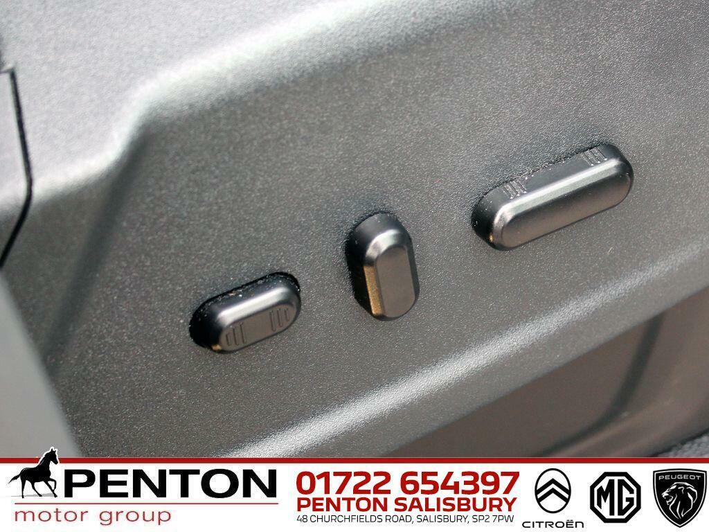 Ford Tourneo Custom 320 Ecoblue Titanium Minibus Silver #11
