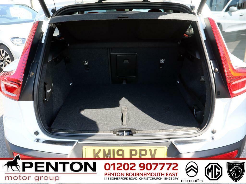 Volvo XC40 2.0 D4 Inscription Awd Euro 6 Ss White #4