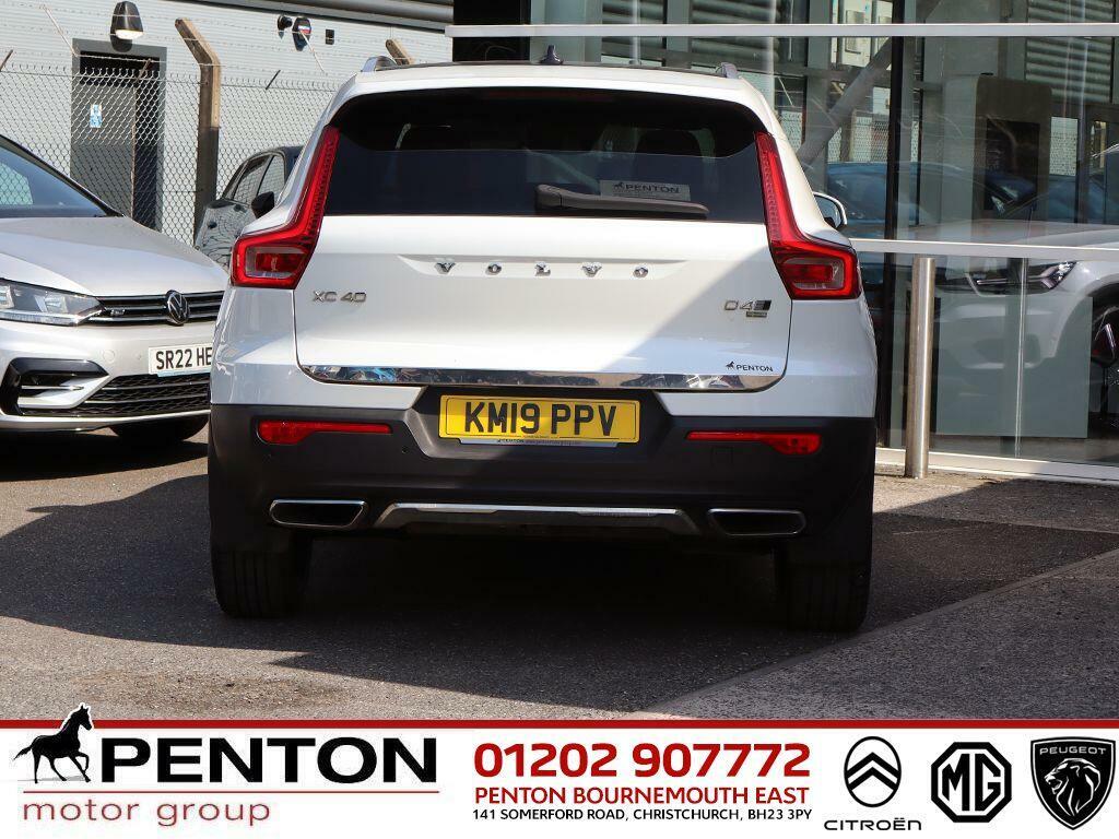 Volvo XC40 R Design Silver #24