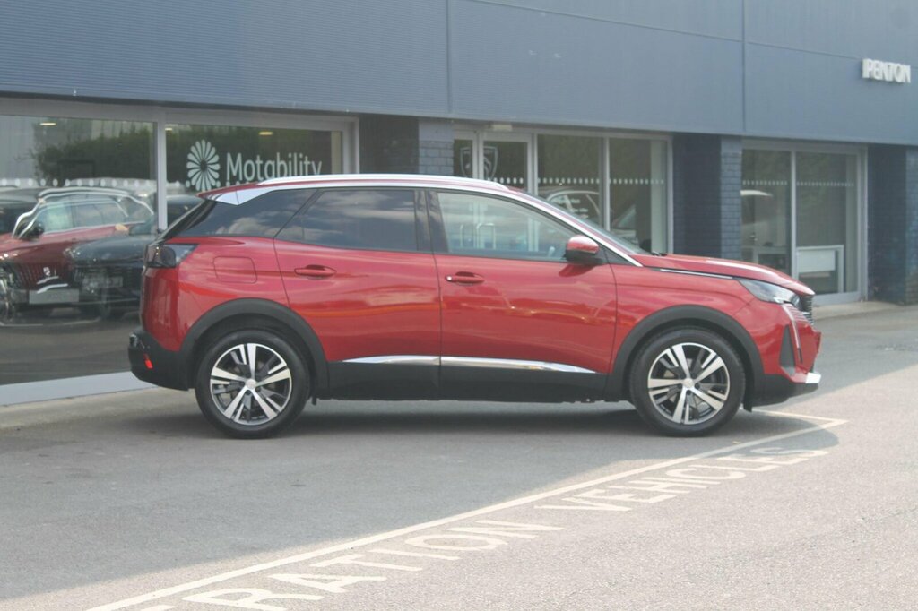 Peugeot 3008 1.2 Puretech Allure Premium Euro 6 Ss Red #6