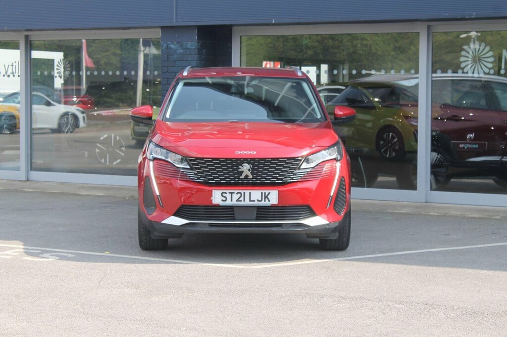 Peugeot 3008 1.2 Puretech Allure Premium Euro 6 Ss Red #2