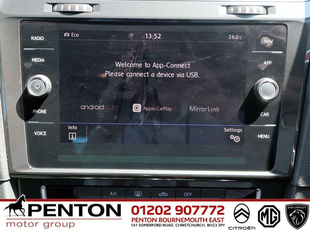 Volkswagen Golf 1.5 Tsi Evo Se Nav Black #9