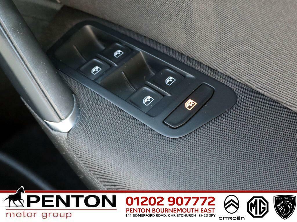 Volkswagen Golf 1.5 Tsi Evo Se Nav Black #14