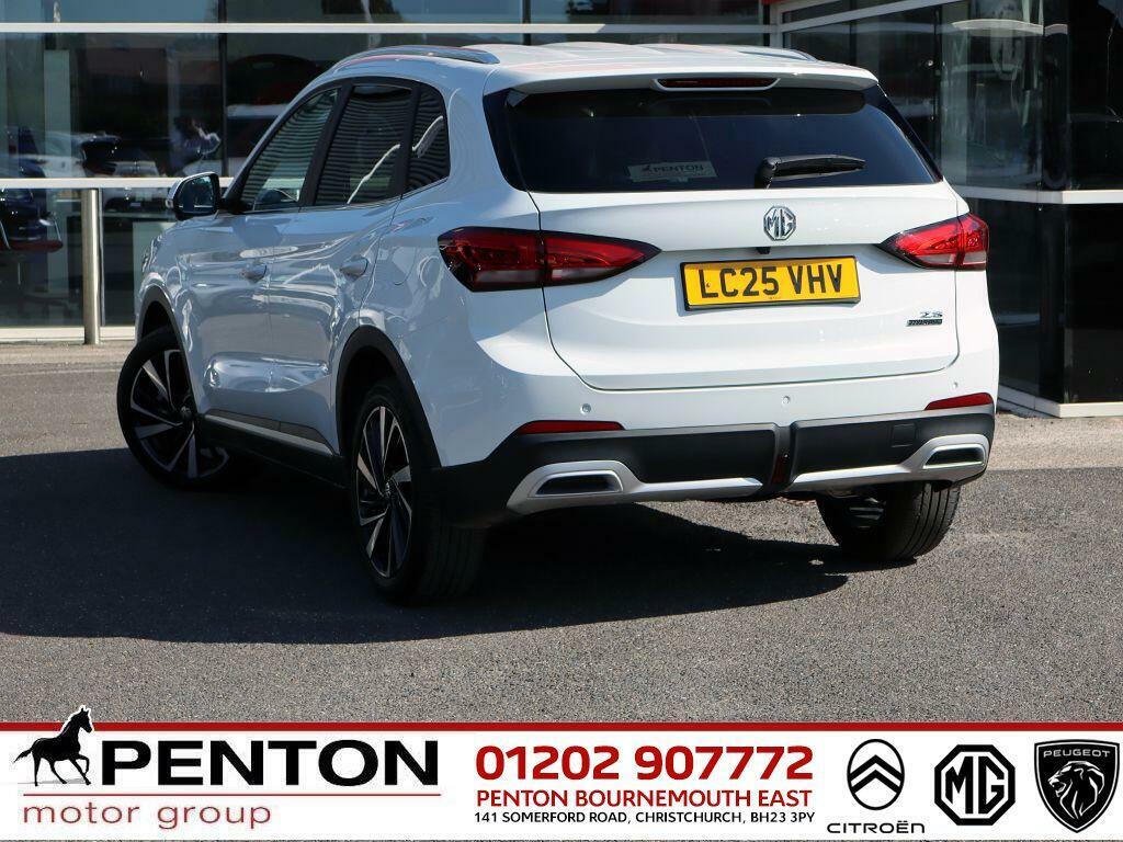 MG ZS 1.5 Hybrid Trophy Euro 6 Ss White #4