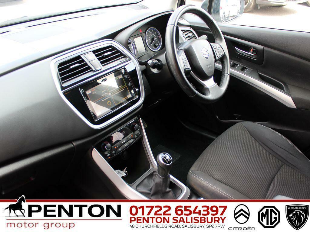 Suzuki SX4 S Cross 1.0 Boosterjet Sz-t Euro 6 White #5