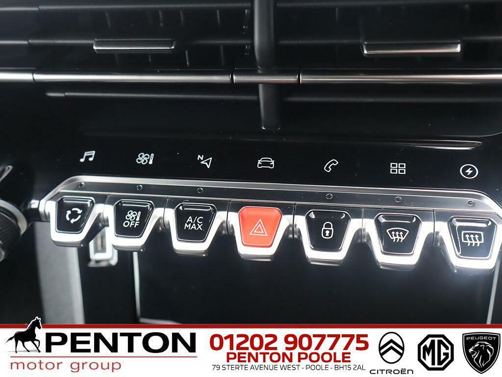 Peugeot e-2008 1.2 Puretech Allure Premium Grey #13