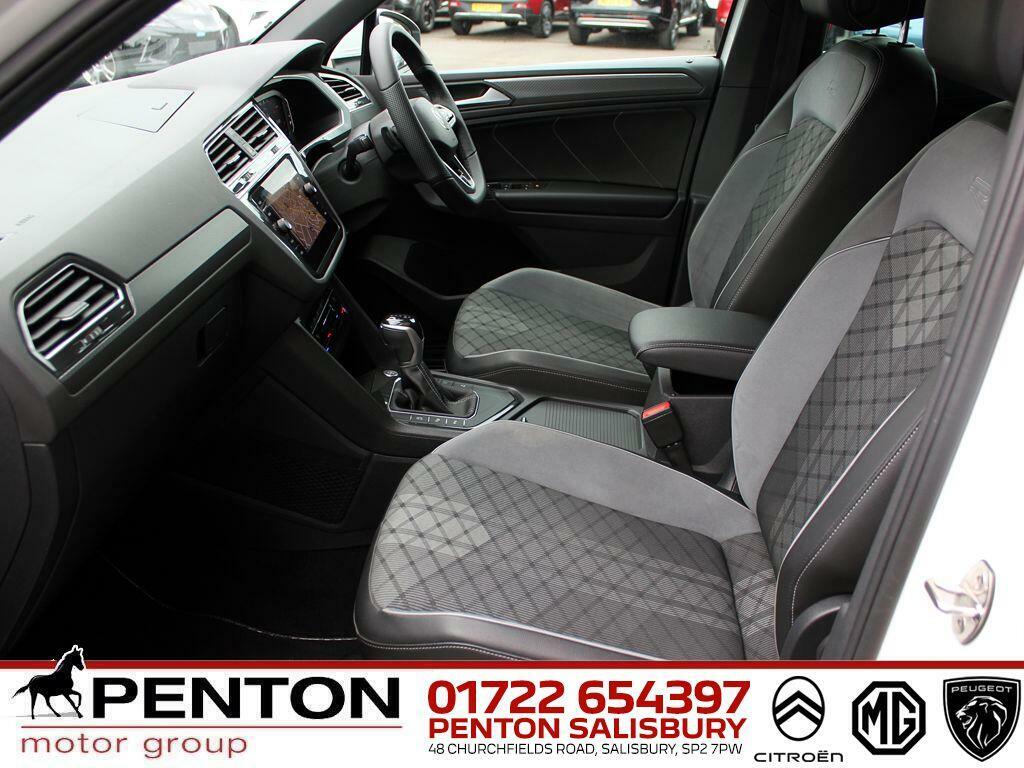 Volkswagen Tiguan 1.5 Tsi R-line Dsg Euro 6 Ss White #2