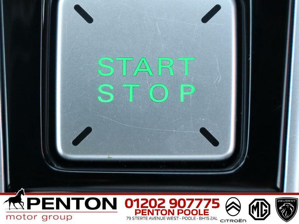MG ZS 1.0T Gdi Exclusive Dct Black #16