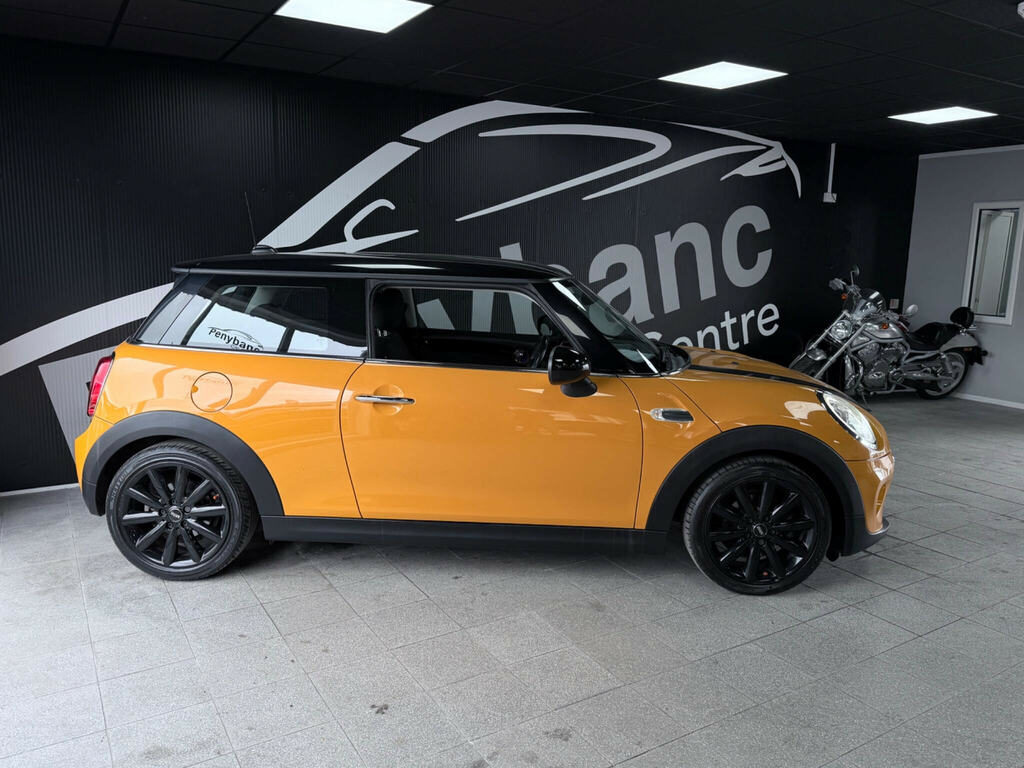 Mini Hatch 1.5 Cooper Euro 6 Ss BP66YJA Orange #4