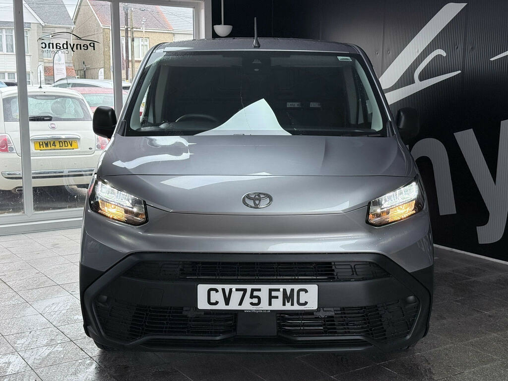 Toyota Proace City 1.5 Bluehdi Active Short Panel Van Swb Euro 6 Ss CV75FMC Grey #2