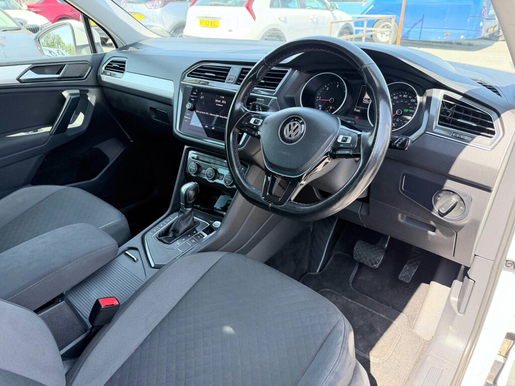 Volkswagen Tiguan 2.0 Tdi Match Dsg Euro 6 Ss White #2