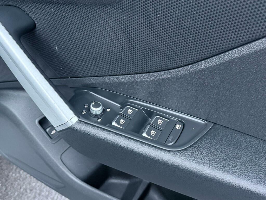 Audi Q2 Sq2 Quattro S Tronic Black #24