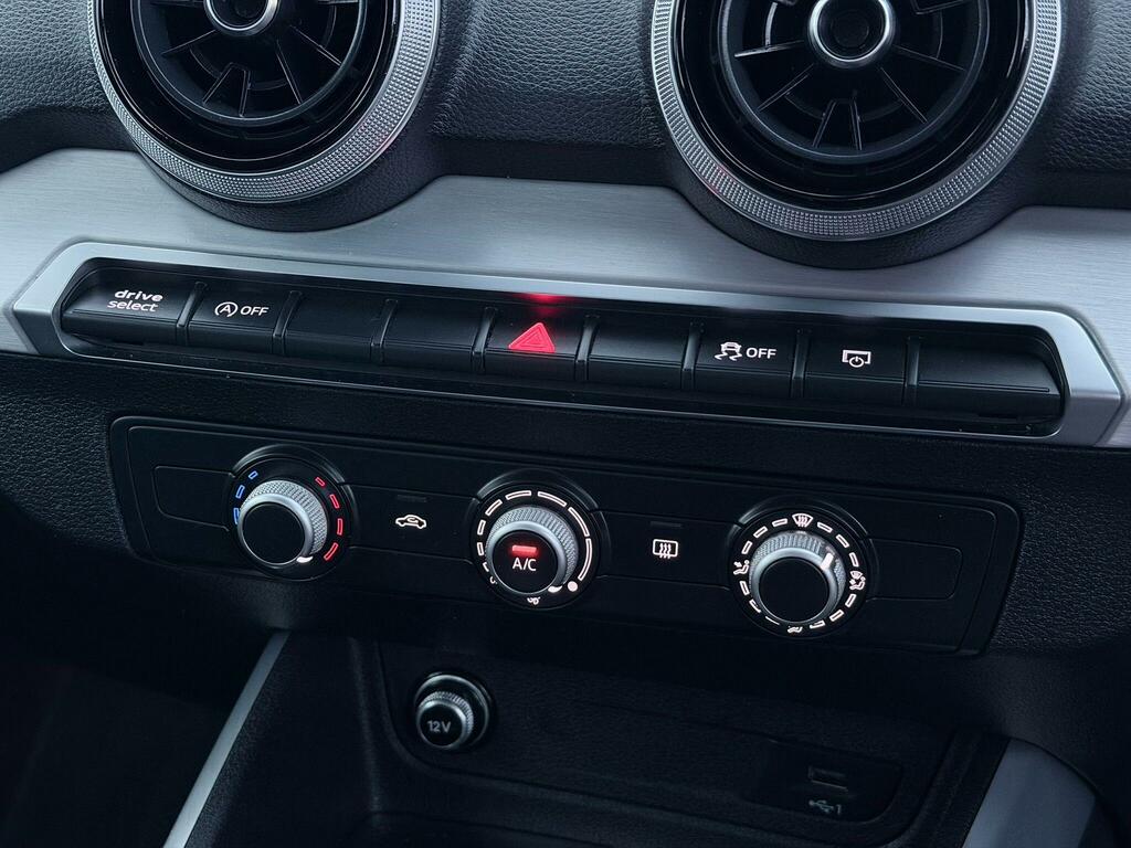Audi Q2 Sq2 Quattro S Tronic Black #40