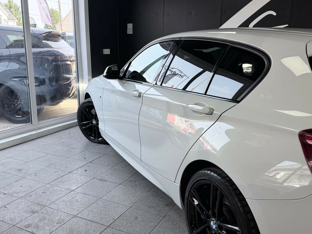 BMW 1 Series 1.5 118I M Sport Shadow Edition Euro 6 Ss White #4
