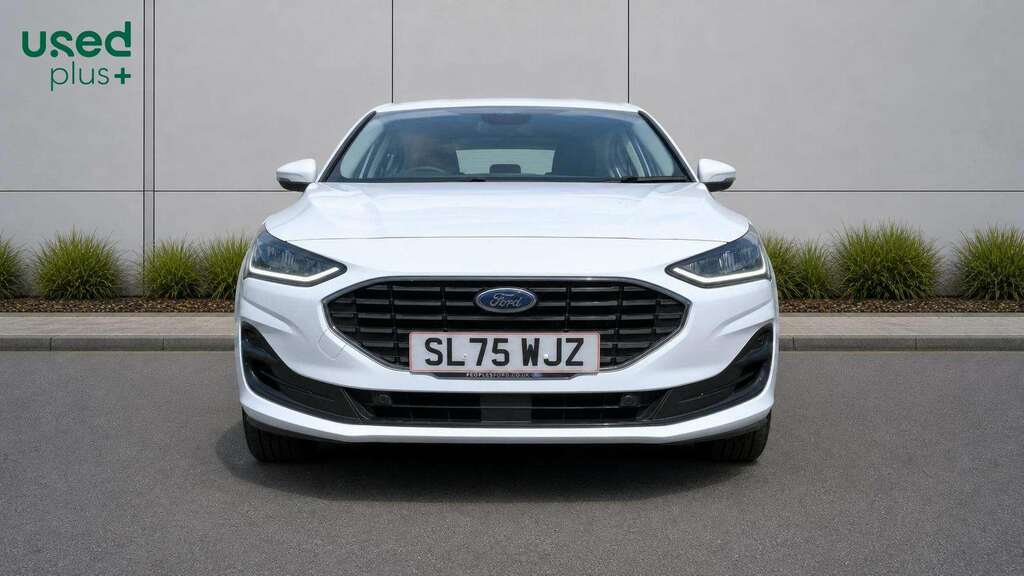 Ford Focus 1.0 Ecoboost Hybrid Mhev 155 Titanium SL75WJZ White #2