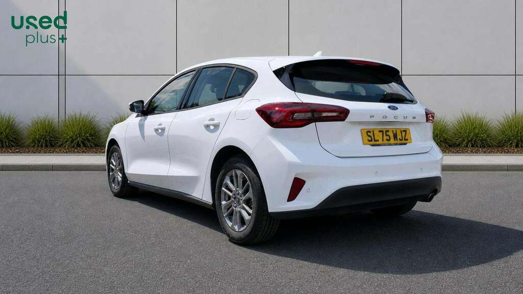 Ford Focus 1.0 Ecoboost Hybrid Mhev 155 Titanium SL75WJZ White #6