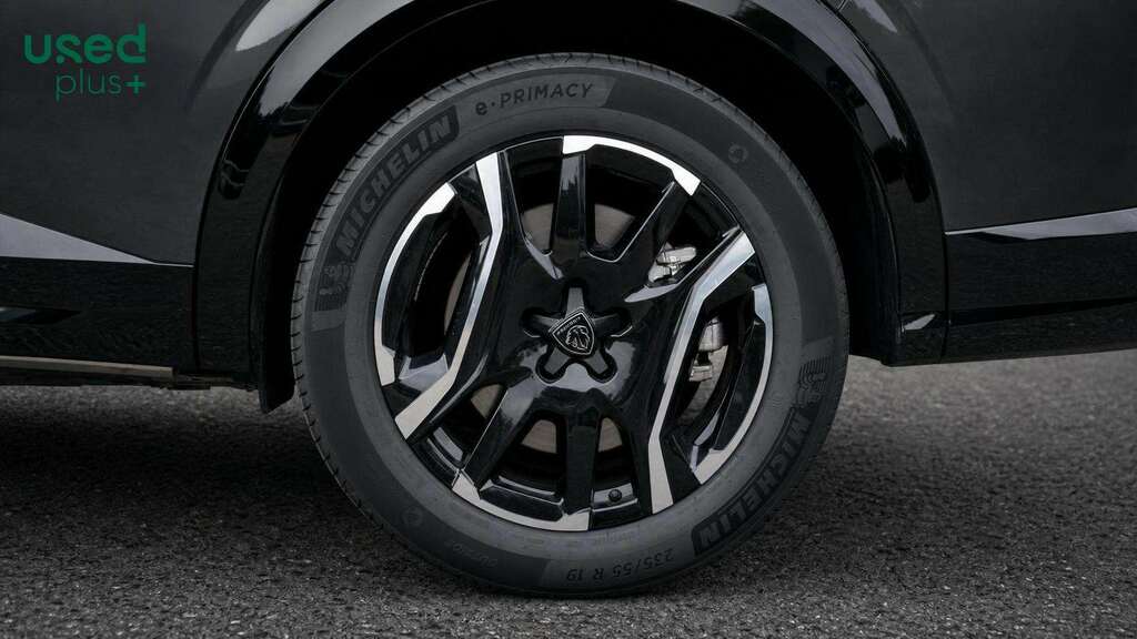 Peugeot 5008 157Kw Gt 73Kwh Grey #5