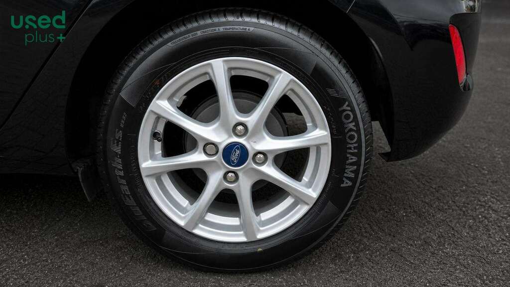Ford Fiesta 1.1 Zetec SK19EPB Black #5