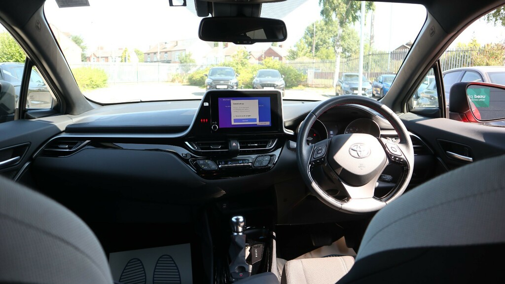 Toyota C-Hr 1.8 Hybrid Icon Cvt Grey #25