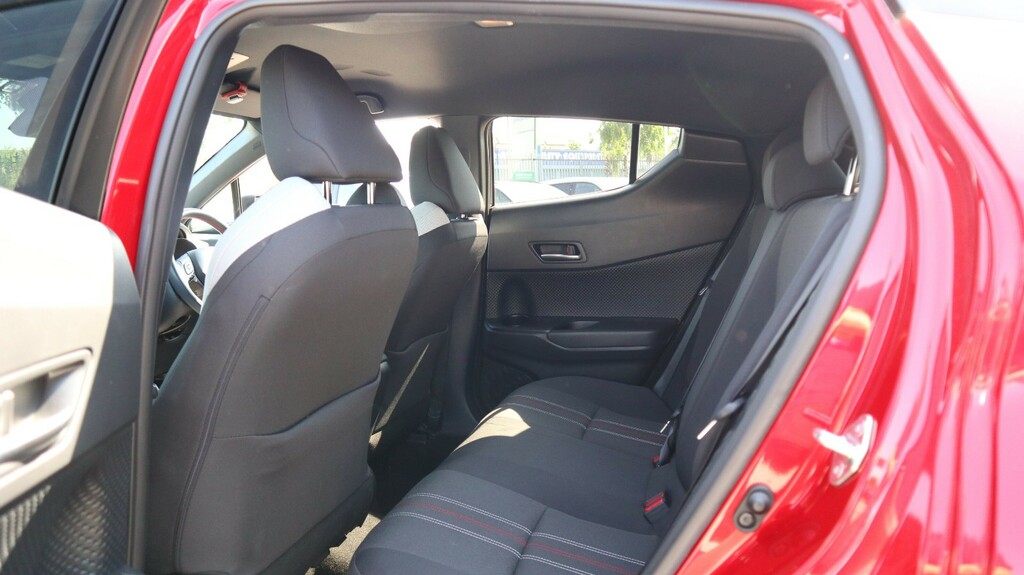 Toyota C-Hr 1.8 Hybrid Icon Cvt Grey #24
