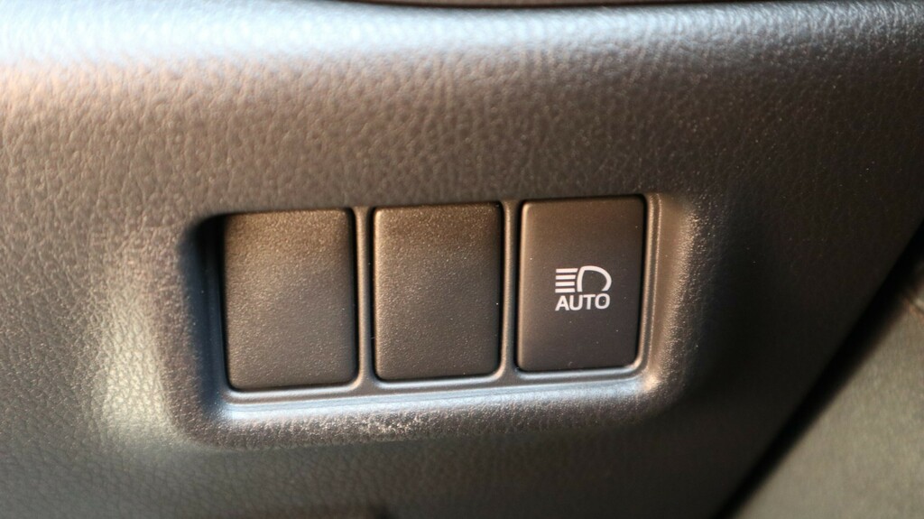 Toyota C-Hr 1.8 Hybrid Icon Cvt Grey #42
