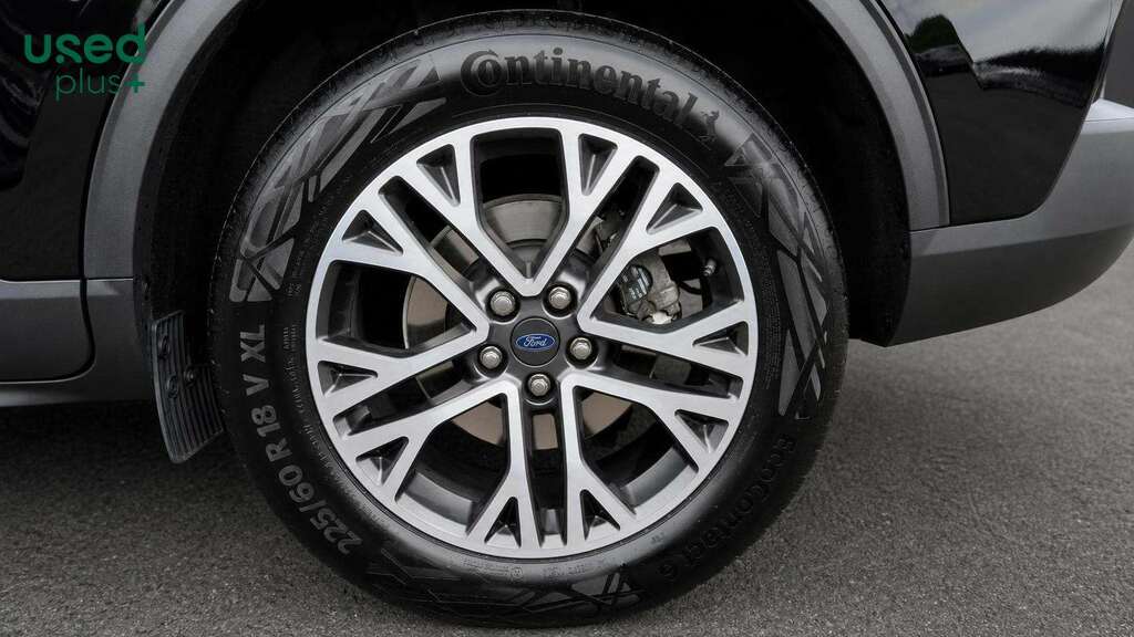 Ford Kuga 1.5 Ecoboost 150 Titanium Edition Black #5