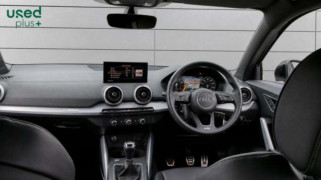 Audi Q2 35 Tfsi Sport Grey #12