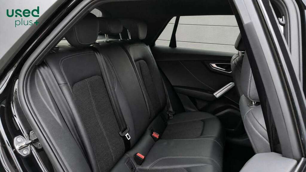 Audi Q2 35 Tfsi Sport Grey #15