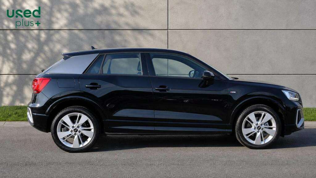 Audi Q2 35 Tfsi Sport Grey #9