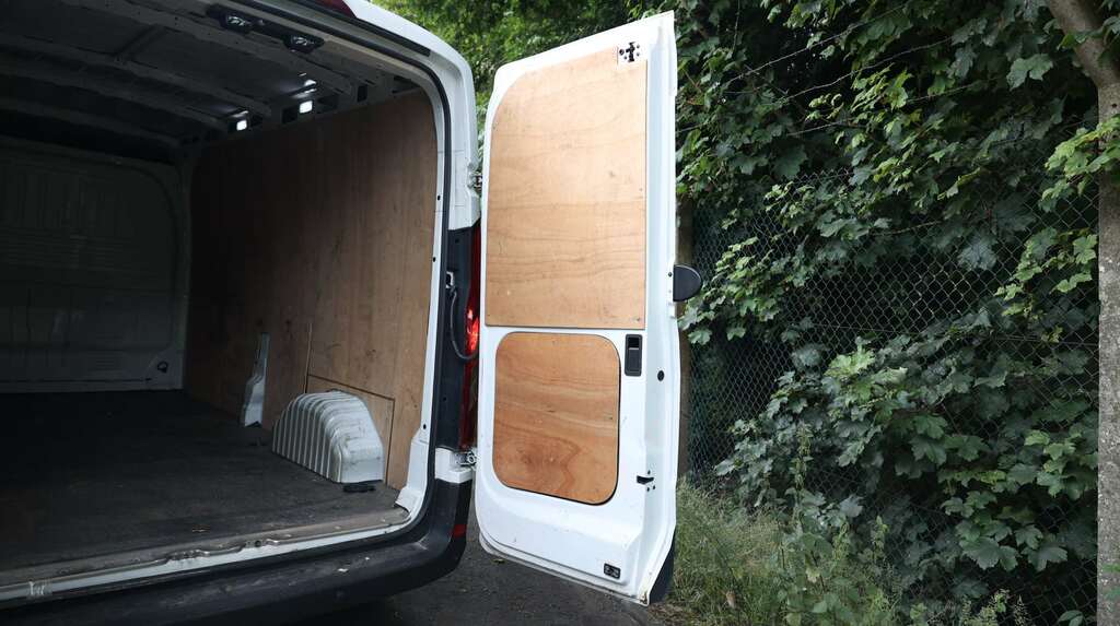 Maxus Deliver 9 2.0 Lux Lh Pv White #12