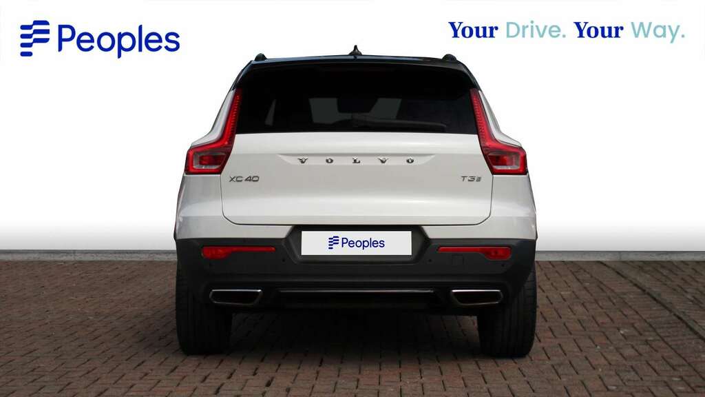 Volvo XC40 1.5 T3 R Design Pro YS19XNH White #6