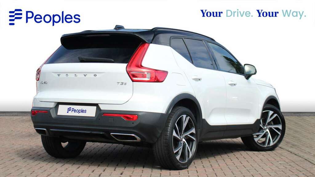 Volvo XC40 1.5 T3 R Design Pro YS19XNH White #3
