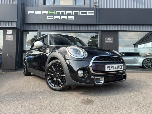 Mini Hatch 2.0 Cooper Sd Hatchback 6Spd Euro Black