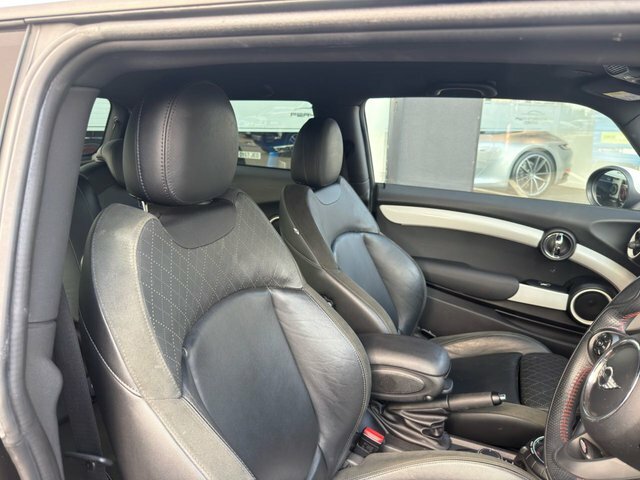 Mini Hatch 2.0 Cooper Sd Hatchback 6Spd Euro Black #5