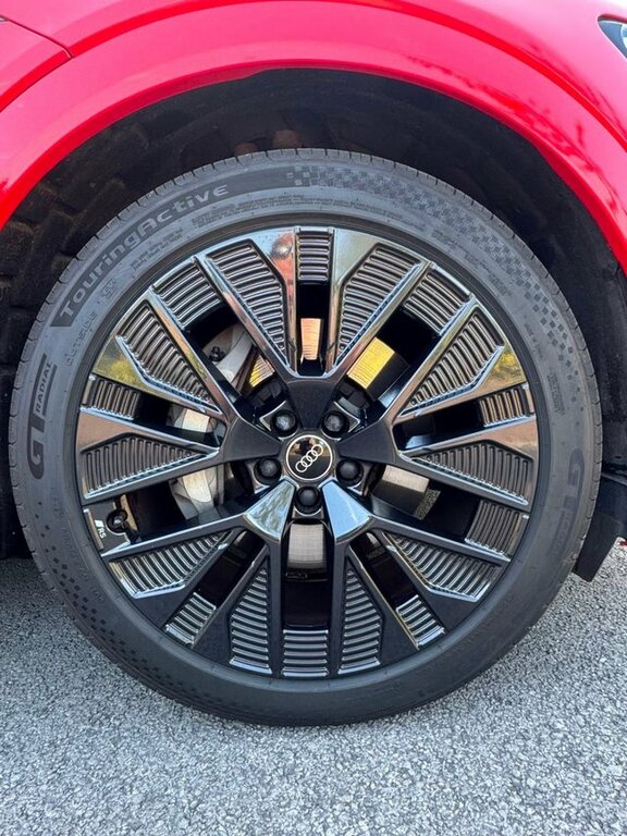 Audi Q8 e tron 50 Black Edition Suv Quattro 95K Red #6