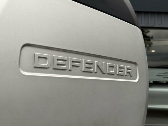 Land Rover Defender 90 Defender X-dynamic Hse D Mhev White #33