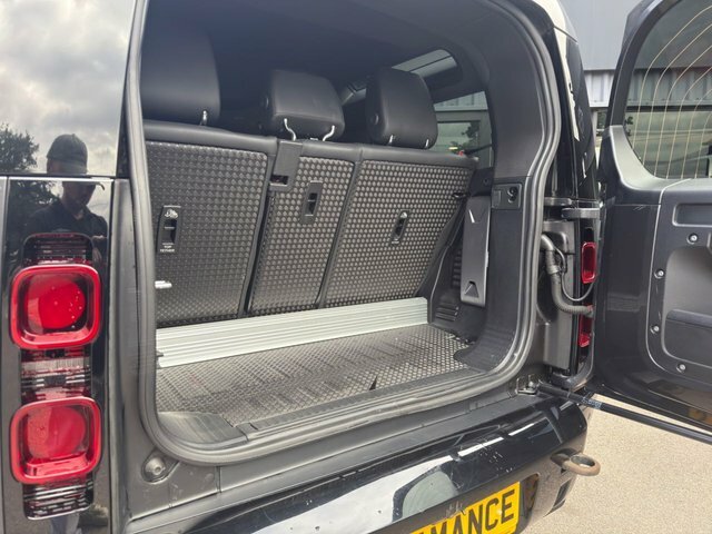 Land Rover Defender 90 Defender X-dynamic Hse D Mhev White #7