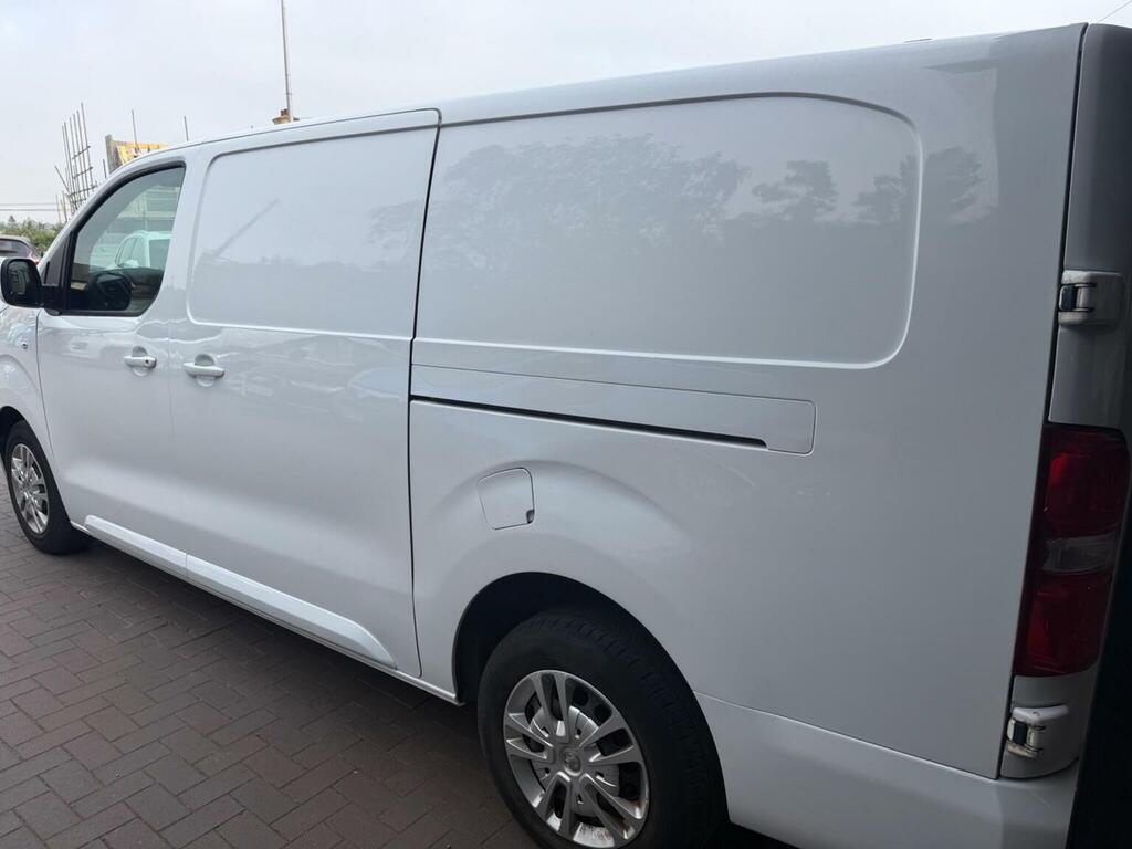 Vauxhall Vivaro 1.5 Turbo D 2900 Sportive L2 H1 Euro 6 Ss DS21XXX White #6