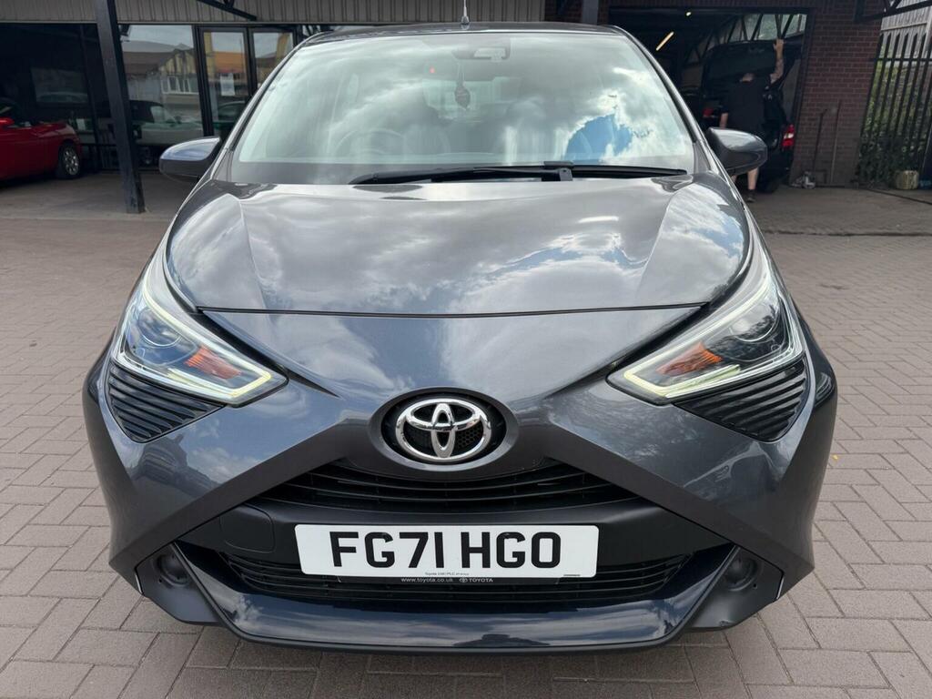 Toyota Aygo 1.0 Vvt-i X-play Euro 6 Ss 2021 FG71HGO Grey #3
