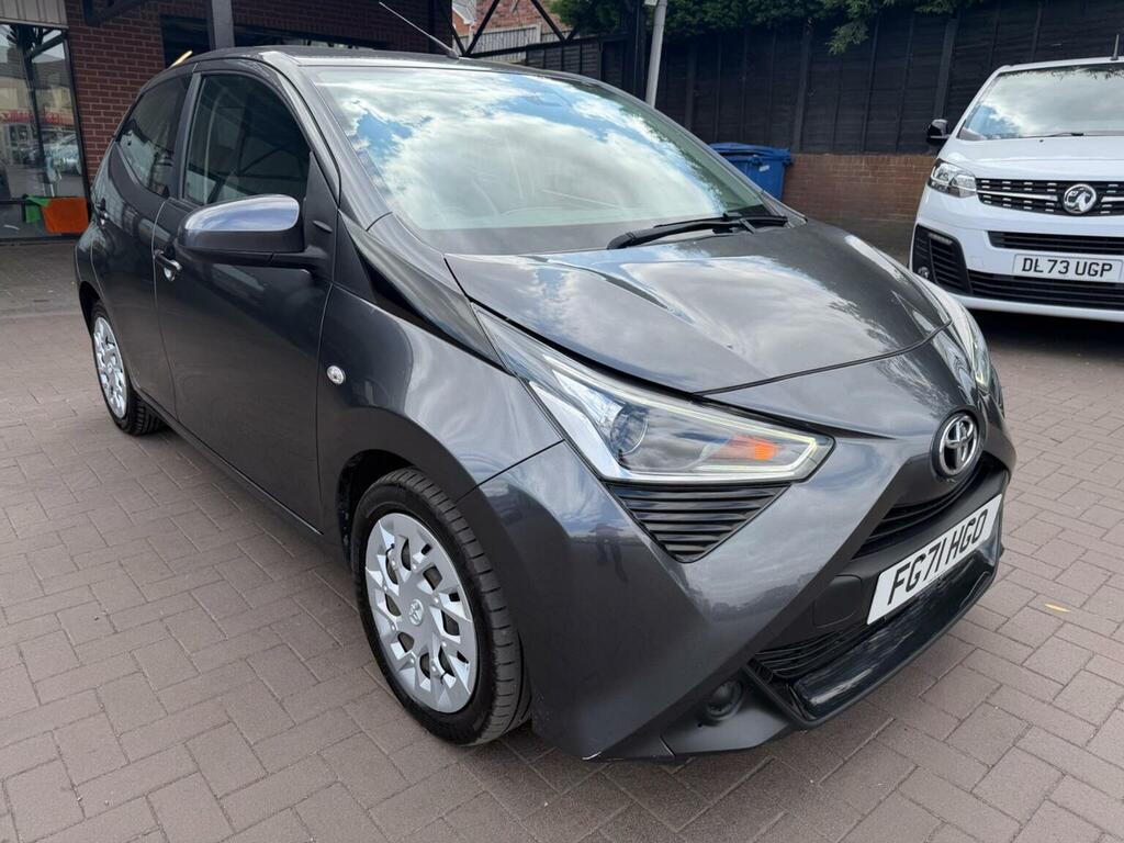 Toyota Aygo 1.0 Vvt-i X-play Euro 6 Ss 2021 FG71HGO Grey #2