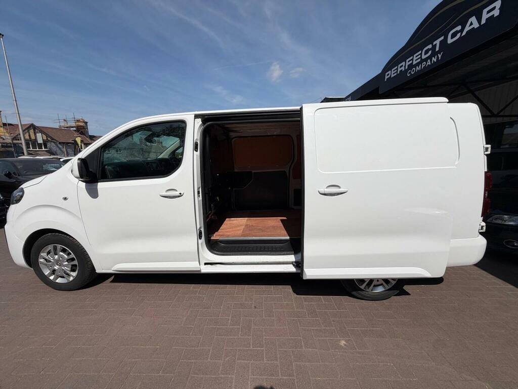 Vauxhall Vivaro 1.5 Turbo D 2900 Sportive L2 H1 Euro 6 Ss White #5
