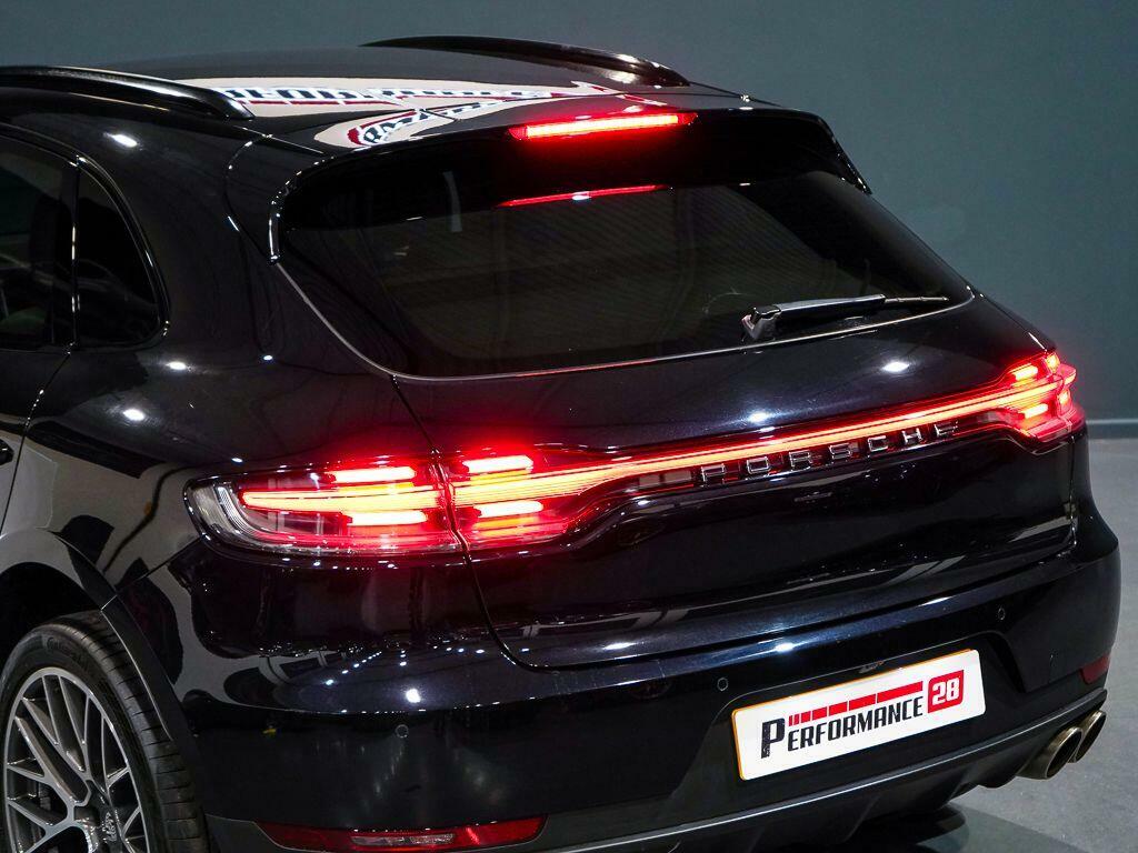Porsche Macan 2.0T Pdk 4Wd Euro 6 Ss Red #39
