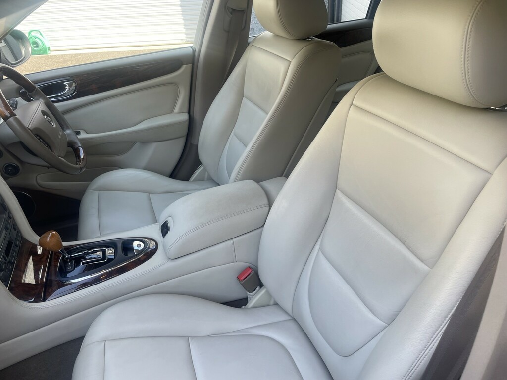 Jaguar XJ Xj6 V6 Se Silver #18
