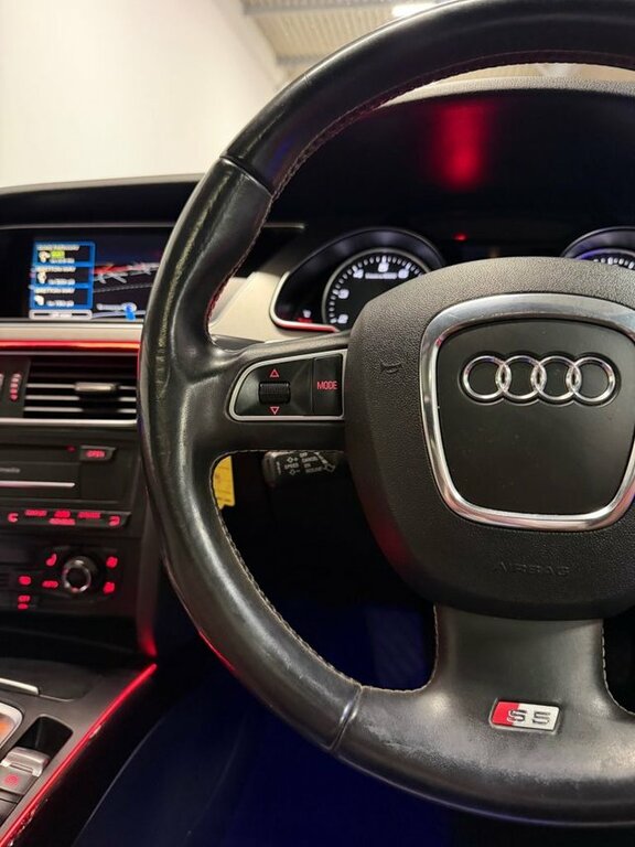 Audi S5 Convertible Purple #28