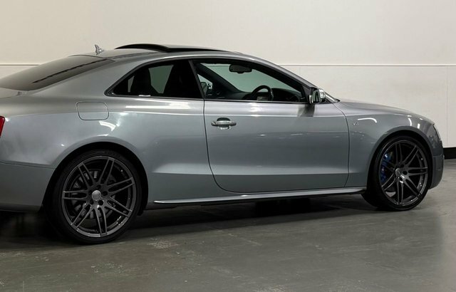 Audi S5 Convertible Purple #16