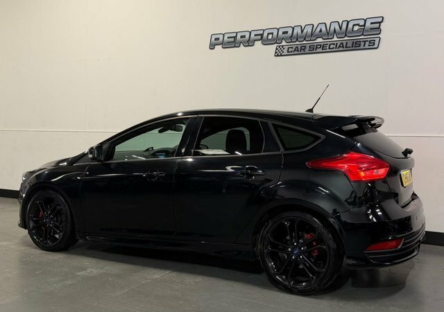 Ford Focus Ecoboost St-3 Hatchback CY16GJF Black #4