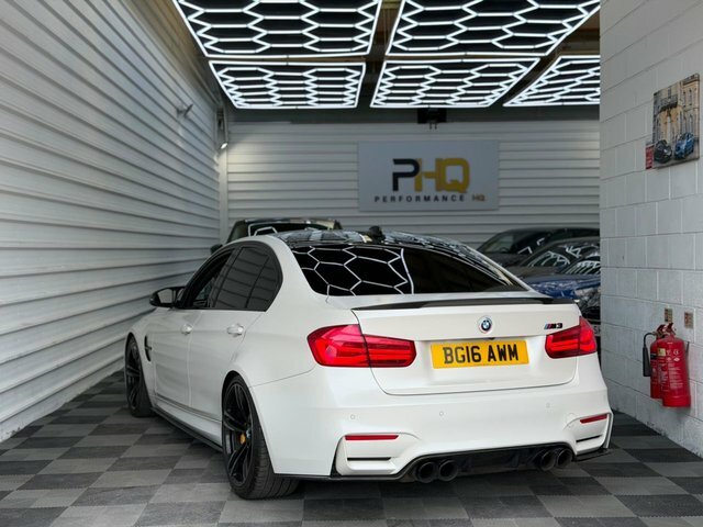 BMW M3 2016 3.0 Biturbo Saloon Dct Euro 6 Ss White #6