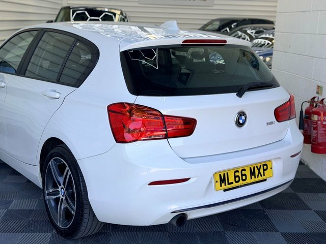 BMW 1 Series Hatchback 1.5 116D Sport 5-Door 201665 Black #31