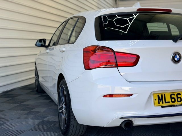 BMW 1 Series Hatchback 1.5 116D Sport 5-Door 201665 Black #30
